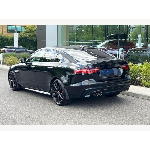Jaguar XE - 2.0 D200 MHEV R-Dynamic SE Black Auto Euro 6 (s/s) 4dr
