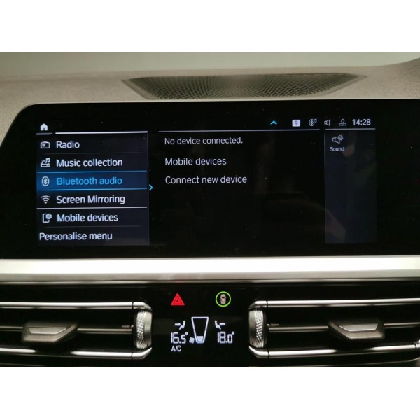BMW 3 Series - 2.0 330e 12kWh M Sport Plug-in (292 ps) - BLUETOOTH - ADAPTIVE LED LIGHTS 4dr