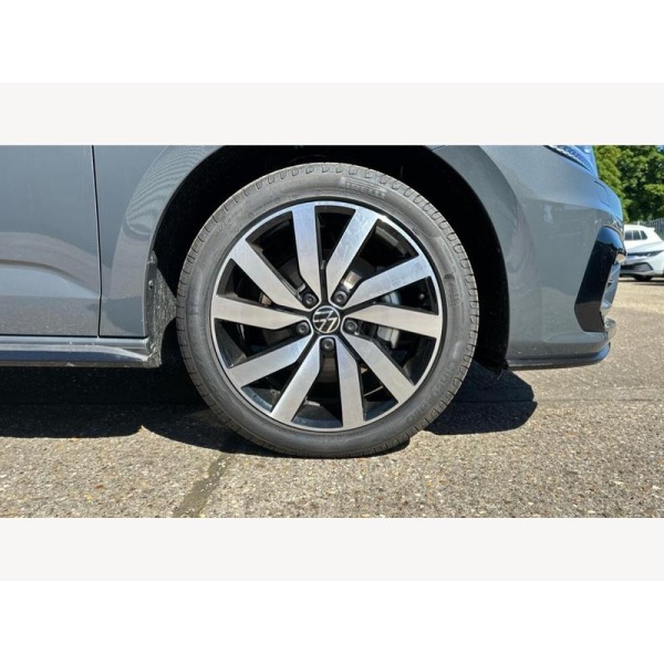 Volkswagen Touran - 1.5 TSI EVO R-Line DSG Euro 6 (s/s) 5dr