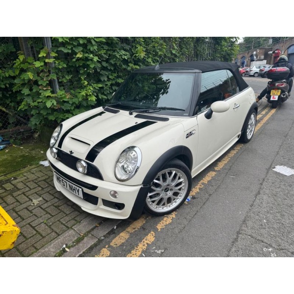 MINI Convertible - 1.6 Cooper S Convertible 2dr Petrol Manual Euro 4 (163 bhp)