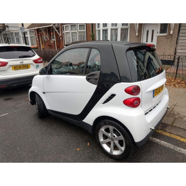 Smart Fortwo - 1.0 MHD Pulse Coupe 2dr Petrol SoftTouch Euro 5 (s/s) (71 bhp)