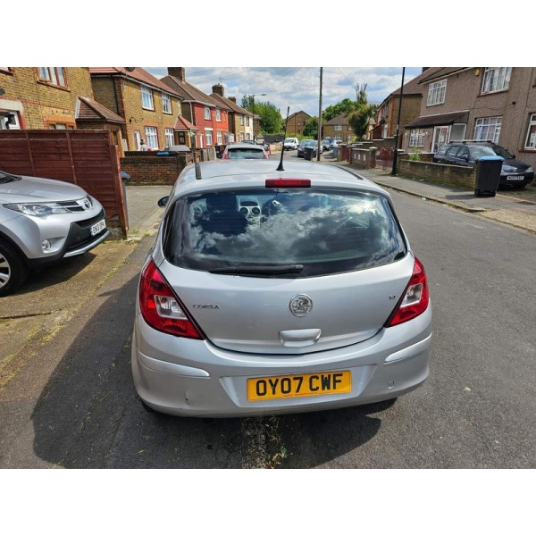 Vauxhall Corsa - 1.4i 16v Club Hatchback 5dr Petrol Automatic (166 g/km, 89 bhp)