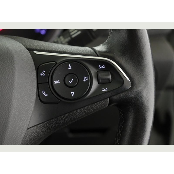 Vauxhall Grandland X - 1.2T Sport Nav 5dr Hatchback