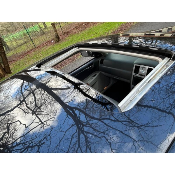 Chrysler 300C - 3.0 CRD V6 4dr