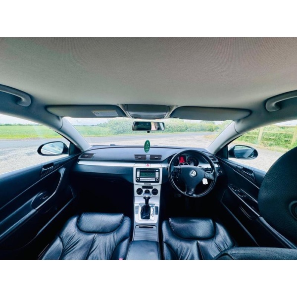 Volkswagen Passat - 2.0 TDI Highline DSG Euro 4 4dr