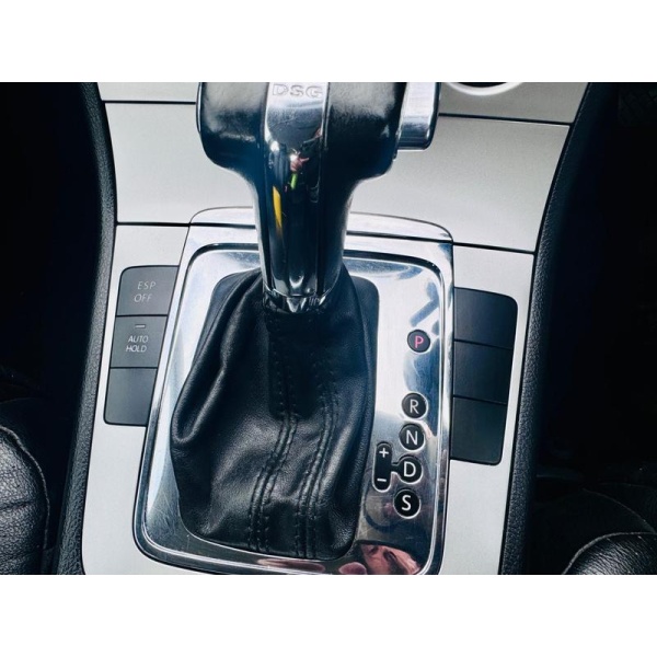 Volkswagen Passat - 2.0 TDI Highline DSG Euro 4 4dr