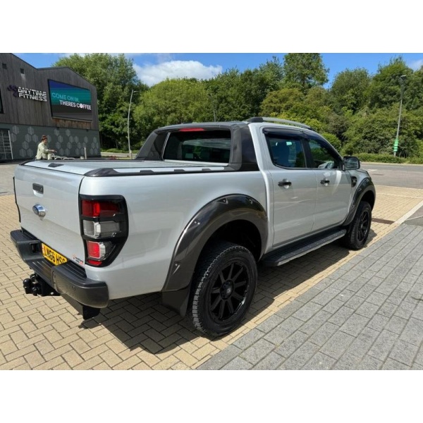 Ford Ranger - WILDTRACK AUTO 3.2TDCi 4x4 *AIRCON*SATNAV*SENSORS*HEAT PACK*LEATHER*HEAT PACK*ALLOYS* EXCELLENT VALUE AND EXTRAS