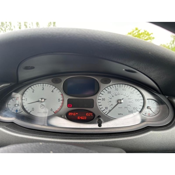 MG ZT - 2.0 135 CDTi + Saloon 4dr Diesel Manual (163 g/km, 129 bhp)