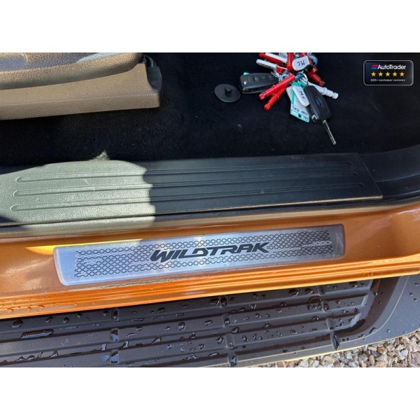 Ford Ranger - AUTOMATIC Crew Cab 4x4 Wildtrak 3.2L Leather Alloys Air Con Sensors Cruise