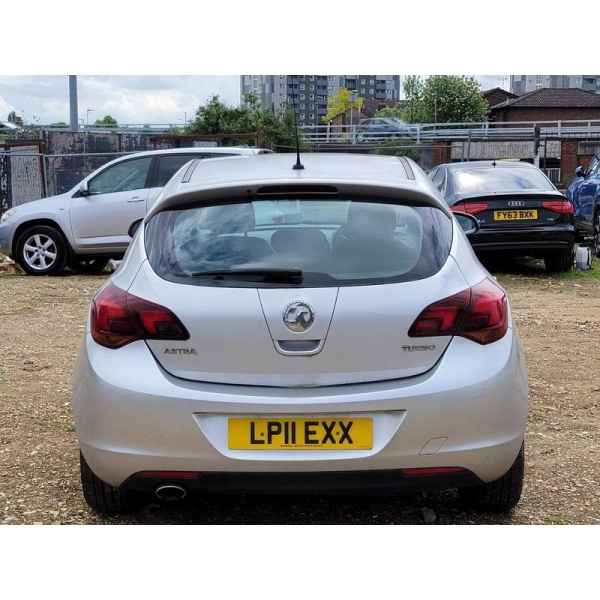 Vauxhall Astra - 1.4T 16v Elite Euro 5 5dr