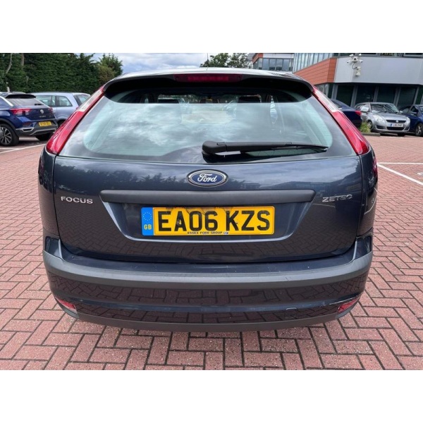 Ford Focus - 1.6 Zetec Climate 5dr