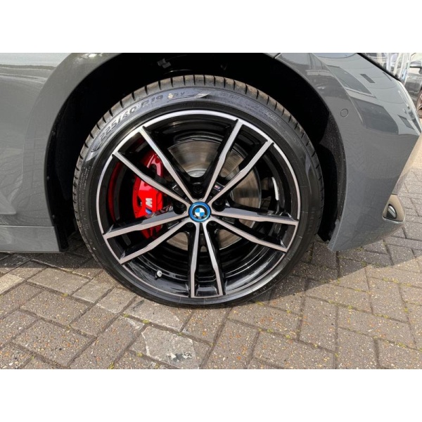 BMW 3 Series - 2.0 330e 12kWh M Sport Touring Auto Euro 6 (s/s) 5dr