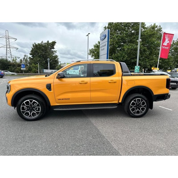 Ford Ranger - 2.0L 205PS 10SPD AUTO LIMITED POWER PACK 3 TOWBAR POWER ROLLER SHUTTER 20" ALLOYS