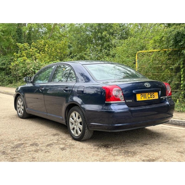 Toyota Avensis - 1.8 VVT-i TR 4dr