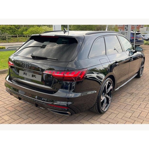 Audi A4 Avant - 2.0 TFSI 35 Black Edition S Tronic Euro 6 (s/s) 5dr