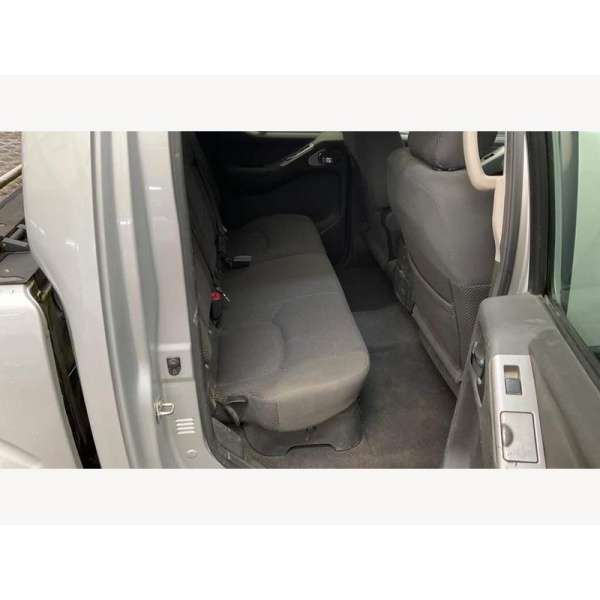 Nissan Navara - 2.5 dCi Outlaw 4dr