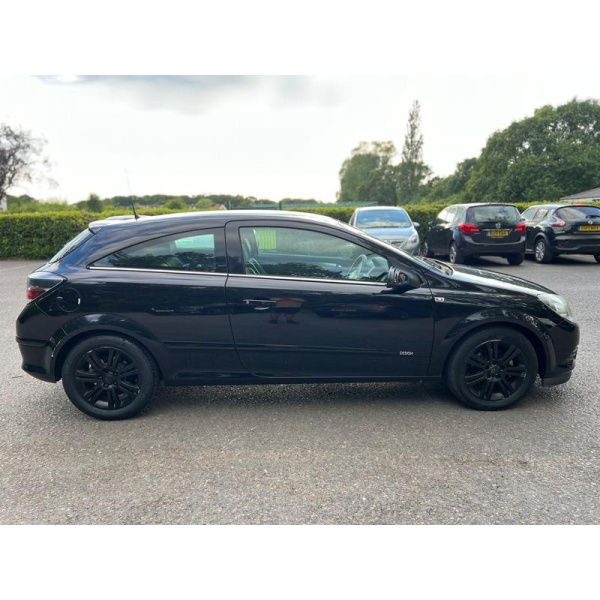 Vauxhall Astra - 1.6i 16v Design Sport Hatch 3dr