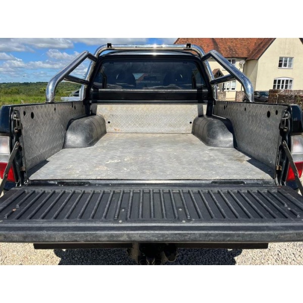 Mitsubishi L200 - 2.5 TD Warrior Pickup 4dr Diesel Manual (113 bhp)