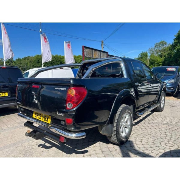 Mitsubishi L200 - 2.5 DI-D 4X4 WARRIOR LB DCB 175 BHP