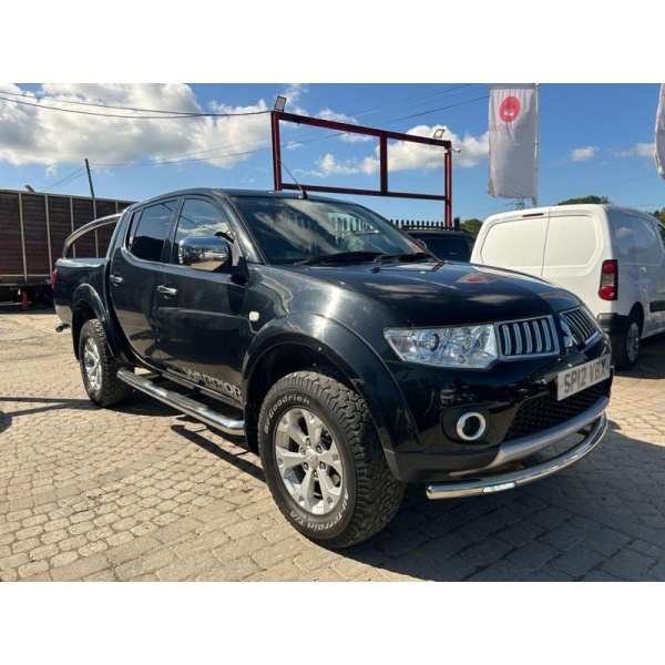 Mitsubishi L200 - 2.5 DI-D 4X4 WARRIOR LB DCB 175 BHP