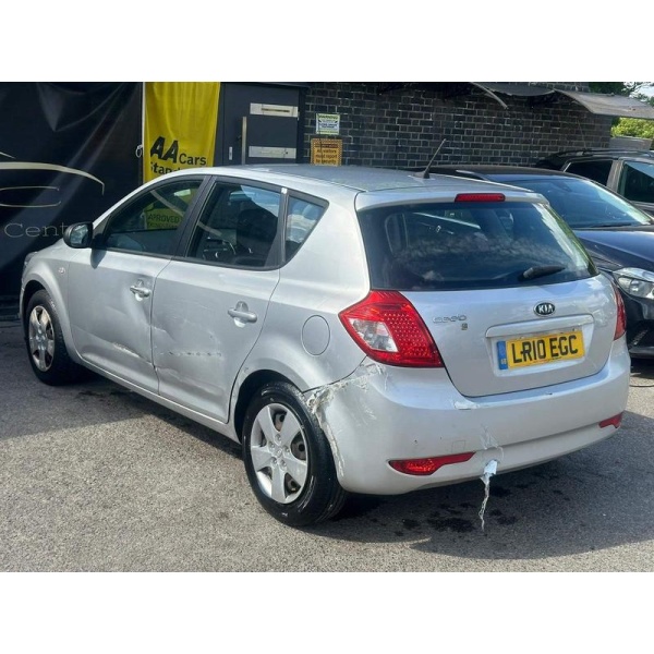 KIA Ceed - 1.4 1 Euro 4 5dr