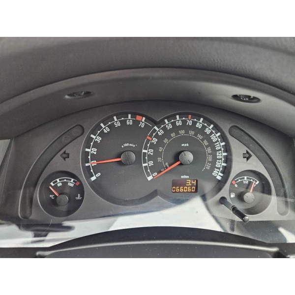 Vauxhall Meriva - 1.6i 16v Life 5dr