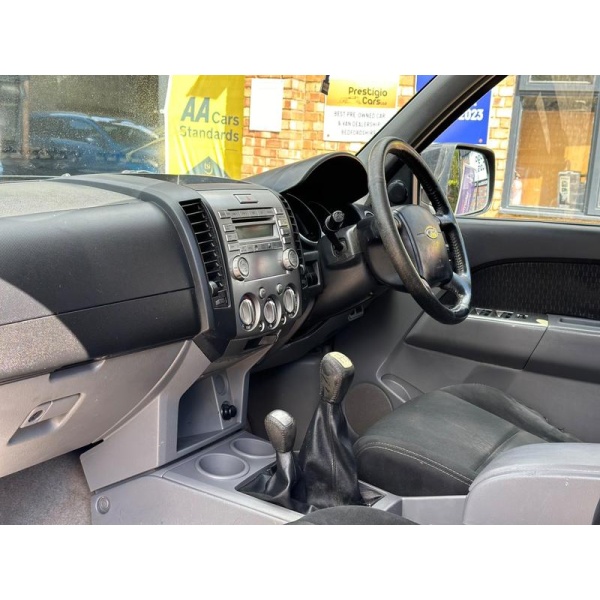 Ford Ranger - 2.5 TDCi Thunder 4x4 4dr