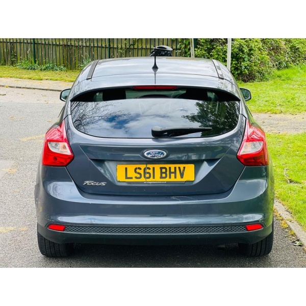 Ford Focus - 1.6 Zetec Euro 5 5dr