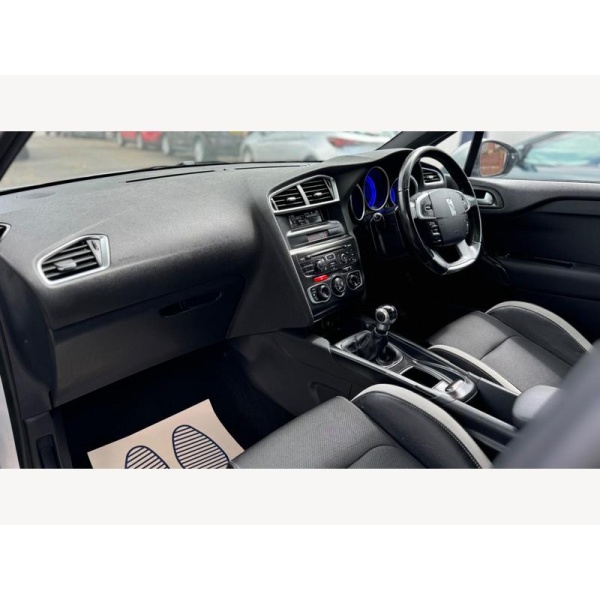 Citroen DS4 - 1.6 VTi DStyle Euro 5 5dr