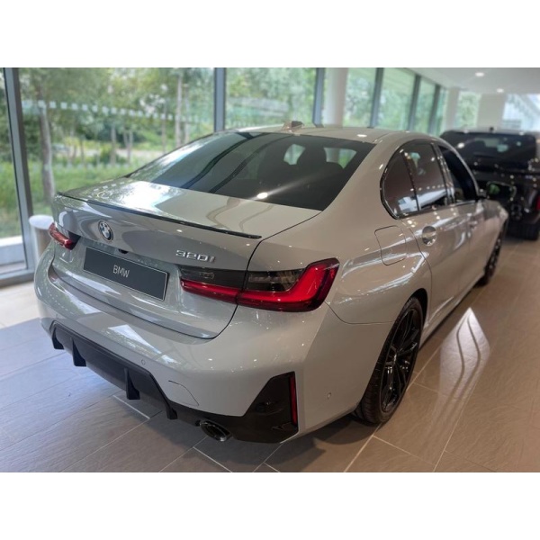 BMW 3 Series - 2.0 320i M Sport Auto Euro 6 (s/s) 4dr