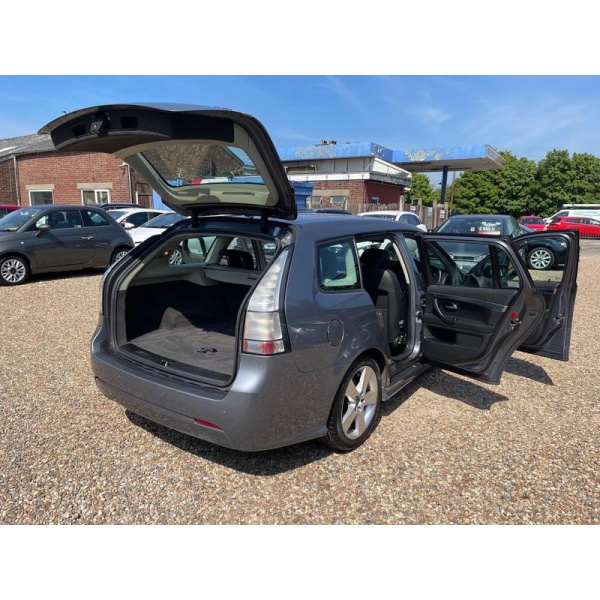 Saab 9-3 - 1.9 TiD Vector Sport Sportwagon Auto Euro 4 5dr