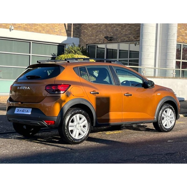 Dacia Sandero - Stepway Essential TCe 90 MY23 1.0 5dr