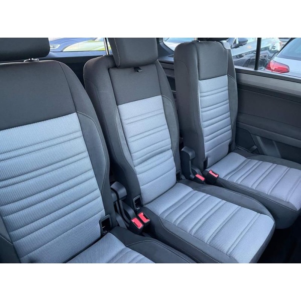 Volkswagen Touran - 1.5 TSI EVO R-Line DSG Euro 6 (s/s) 5dr