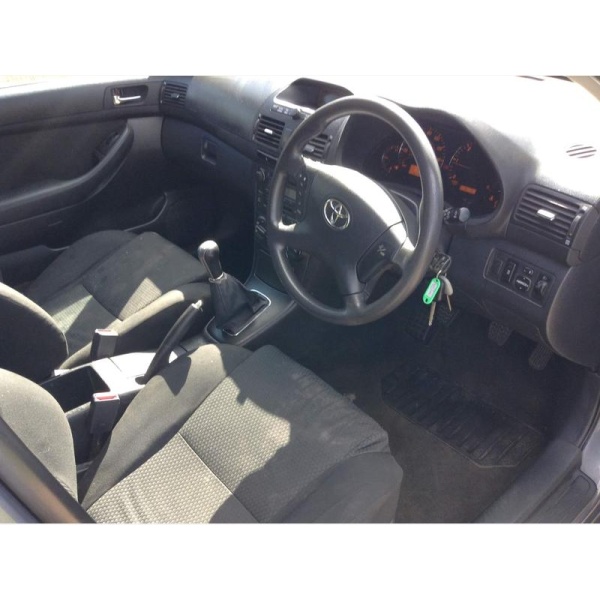 Toyota Avensis - 2.0 D-4D T3-S Estate 5dr Diesel Manual (158 g/km, 114 bhp)