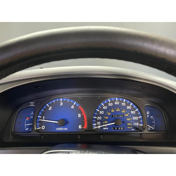 Toyota Hilux - 2.5 Invincible 4dr