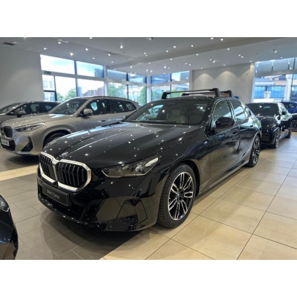 BMW 5 Series - 2.0 530e 22.1kWh M Sport Steptronic Euro 6 (s/s) 4dr