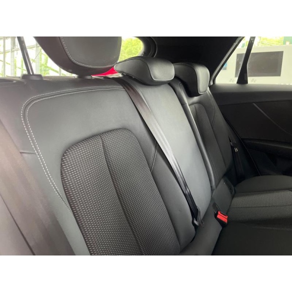 Audi Q2 - 1.5 TFSI CoD 35 S line Euro 6 (s/s) 5dr