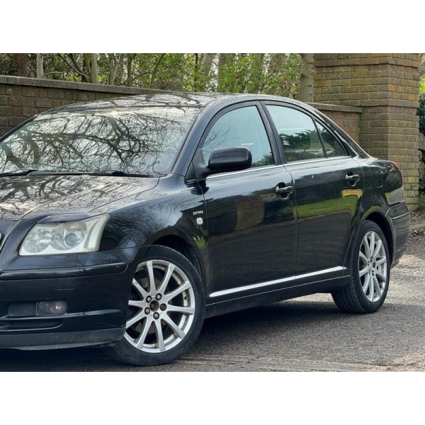 Toyota Avensis - 2.0L T SPIRIT VVT-I 4d 145 BHP