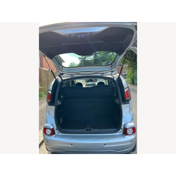 Citroen C3 Picasso - 1.6 HDi Exclusive Euro 4 5dr