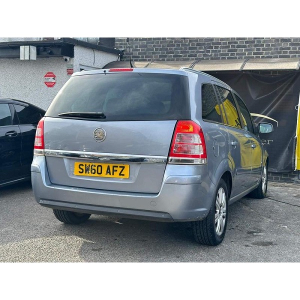 Vauxhall Zafira - 1.9 CDTi Elite Auto Euro 4 5dr