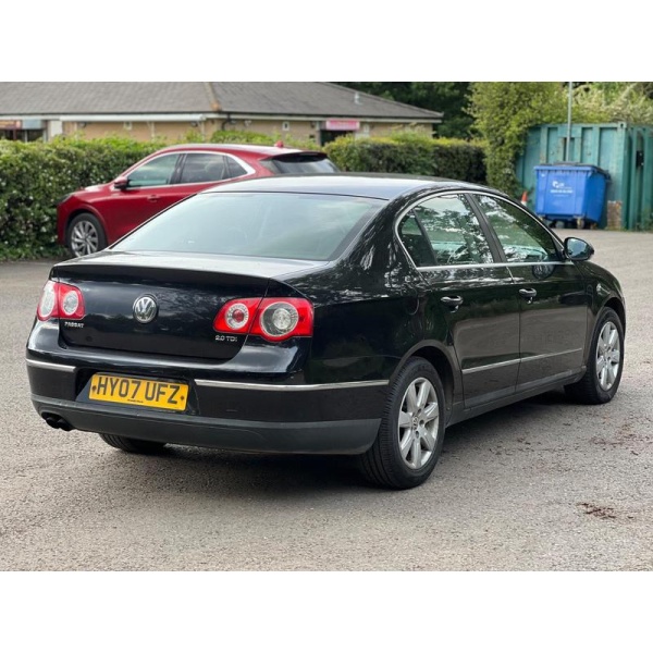 Volkswagen Passat - 2.0 TDI SE Euro 4 4dr