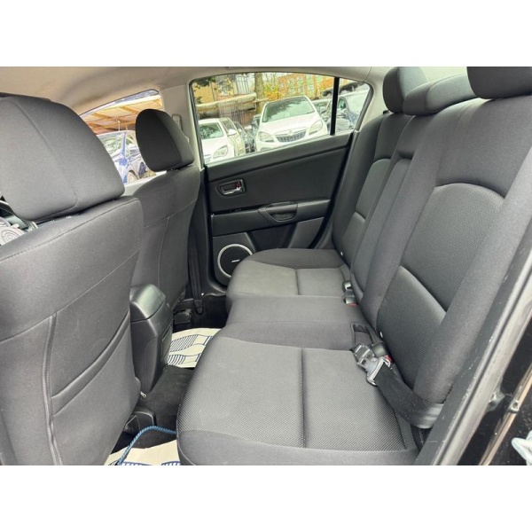 Mazda Mazda3 - 1.6 Sport 4dr