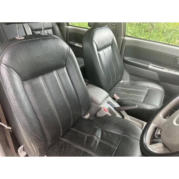Isuzu Rodeo - 3.0 TD Denver Max LE Pickup 4dr Diesel Manual 4WD (243 g/km, 129 bhp)