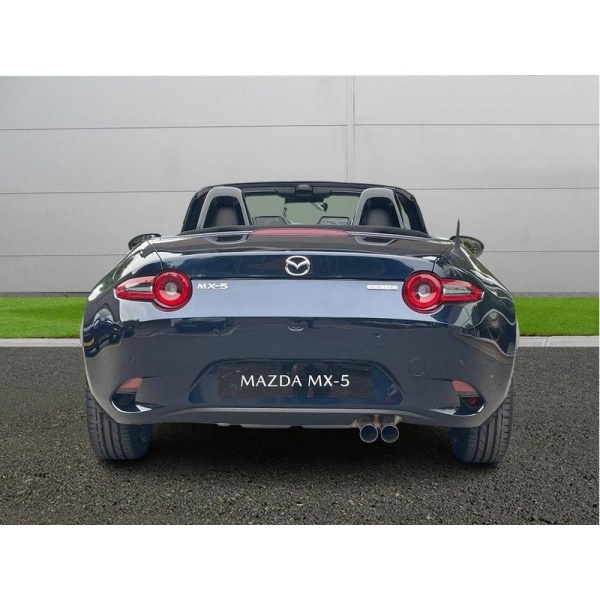 Mazda MX-5 - Roadster 2.0 184ps Homura / Black Recaro 2dr