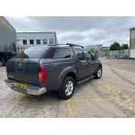 Nissan Navara - 2.5 dCi Tekna Auto 4WD Euro 5 4dr