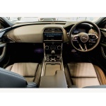 Jaguar XE - 2.0 D200 MHEV R-Dynamic SE Black Auto Euro 6 (s/s) 4dr