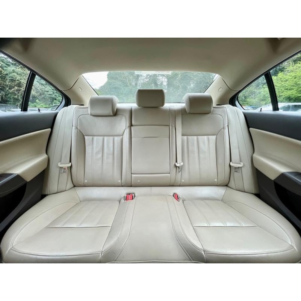Vauxhall Insignia - 1.8i 16v Exclusiv Euro 5 4dr