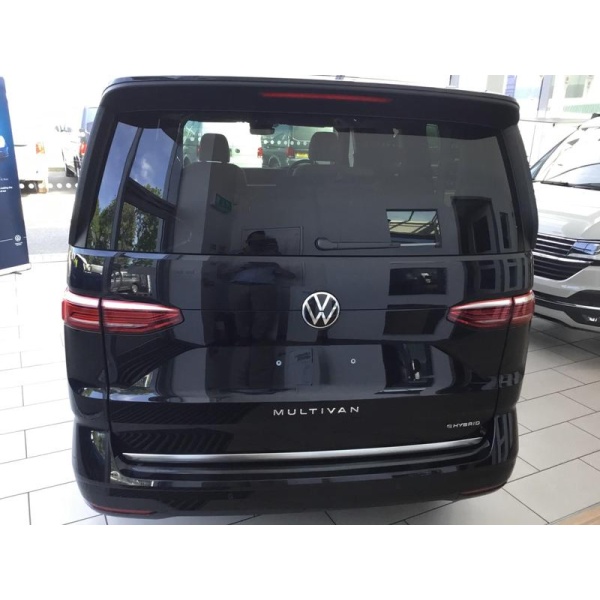 Volkswagen Multivan - 1.4 TSI 13kWh Style DSG L2 Euro 6 (s/s) 5dr