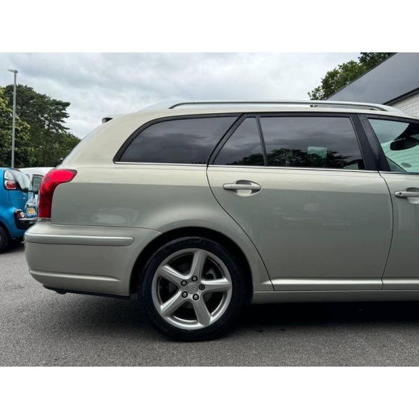 Toyota Avensis - 2.2 D-4D T180 Estate 5dr Diesel Manual (163 g/km, 175 bhp)
