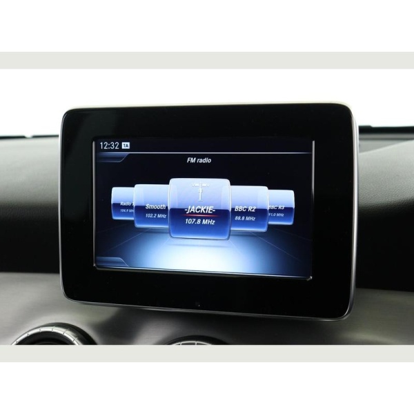 Mercedes-Benz CLA Class - CLA 220 D AMG LINE 2.1 4dr